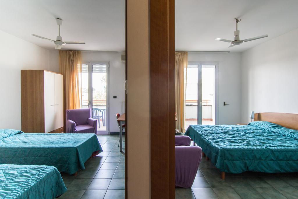 I Giardini Di Atena Aparthotel Merine Δωμάτιο φωτογραφία