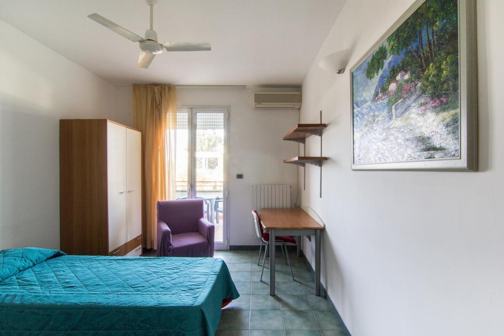 I Giardini Di Atena Aparthotel Merine Δωμάτιο φωτογραφία